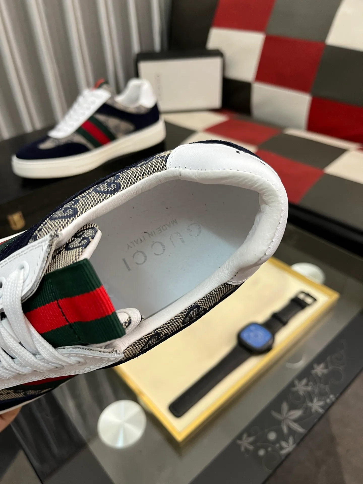 Men's Men's Shoes 💰440 ⌚️⌚️[GUCCI] Gucci men's casual shoes are absolutely popular 🔥The ultimate matching item for trendy men! The charm of super texture is irresistible, the main recommendation, the flower leather color is bright! The upper is made of high-quality brand printed fabric with cowhide, breathable leather lining and wear-resistant rubber sole, noble and elegant! Extremely comfortable🎁🎁You can be as handsome as you want💪 Available in sizes 38-44 and 5️⃣colors